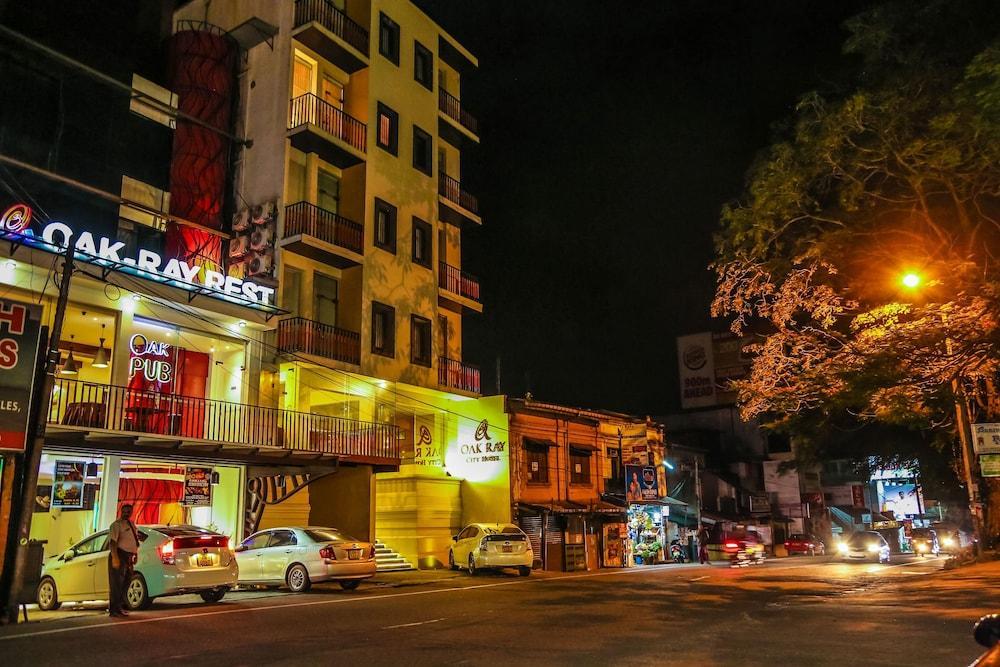 Oak Ray City Hotel Kandy Exterior foto
