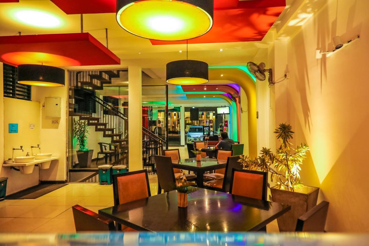 Oak Ray City Hotel Kandy Exterior foto