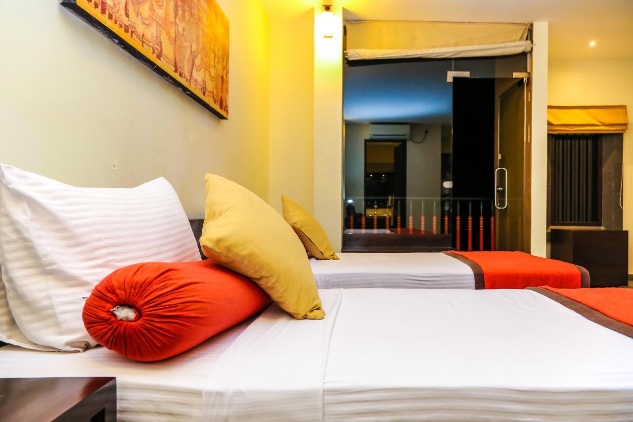Oak Ray City Hotel Kandy Exterior foto